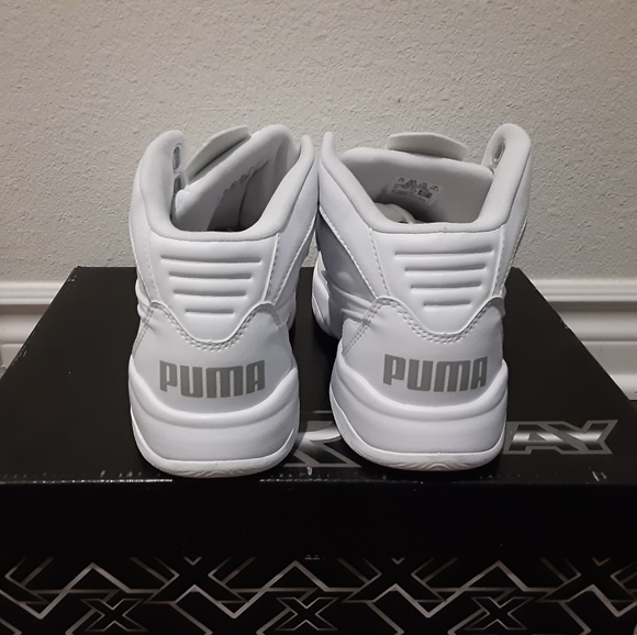 Puma - Picture 4 of 4